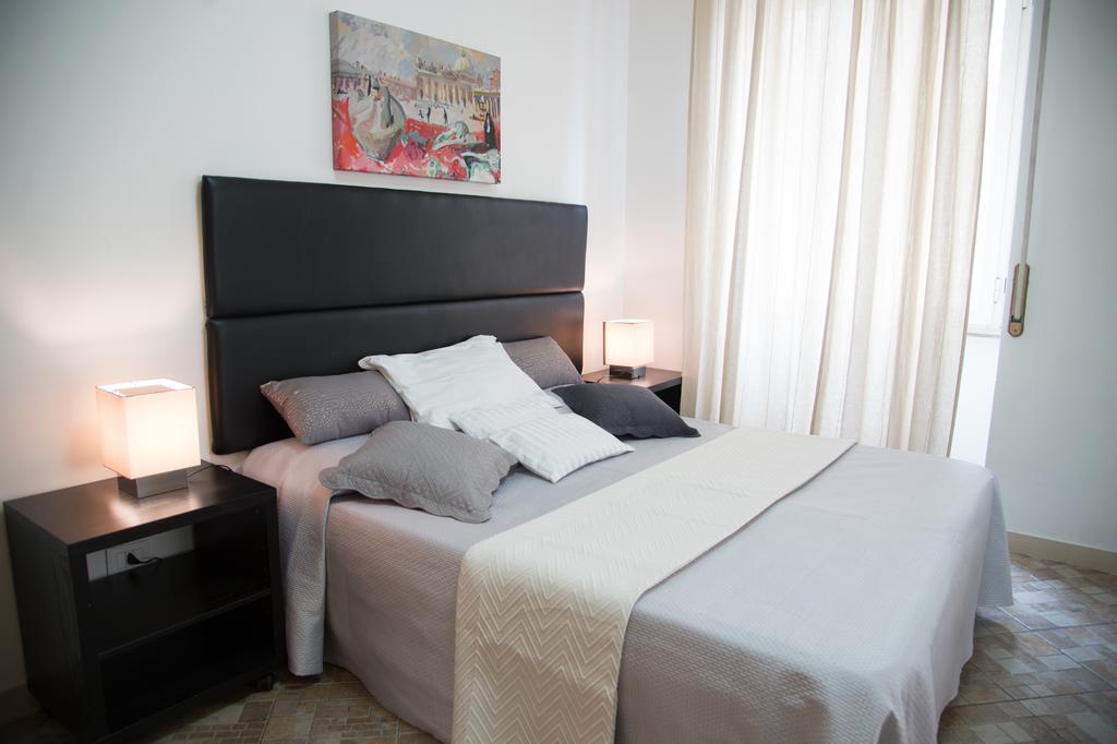 Appartement Casa Alberone à Rome Extérieur photo